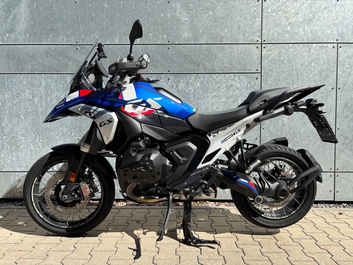 Fahrzeugabbildung BMW R 1300 GS Trophy 4 Pakete Fahrzeughöhenregelung