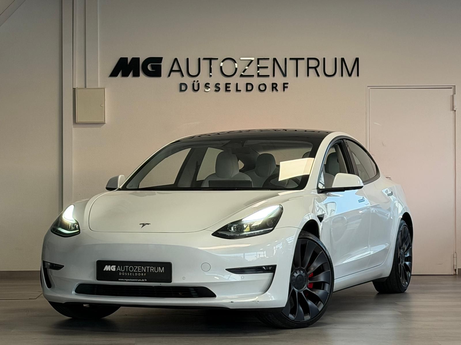 Tesla Model 3 Performance *CARPLAY *CARBON *20Z *360