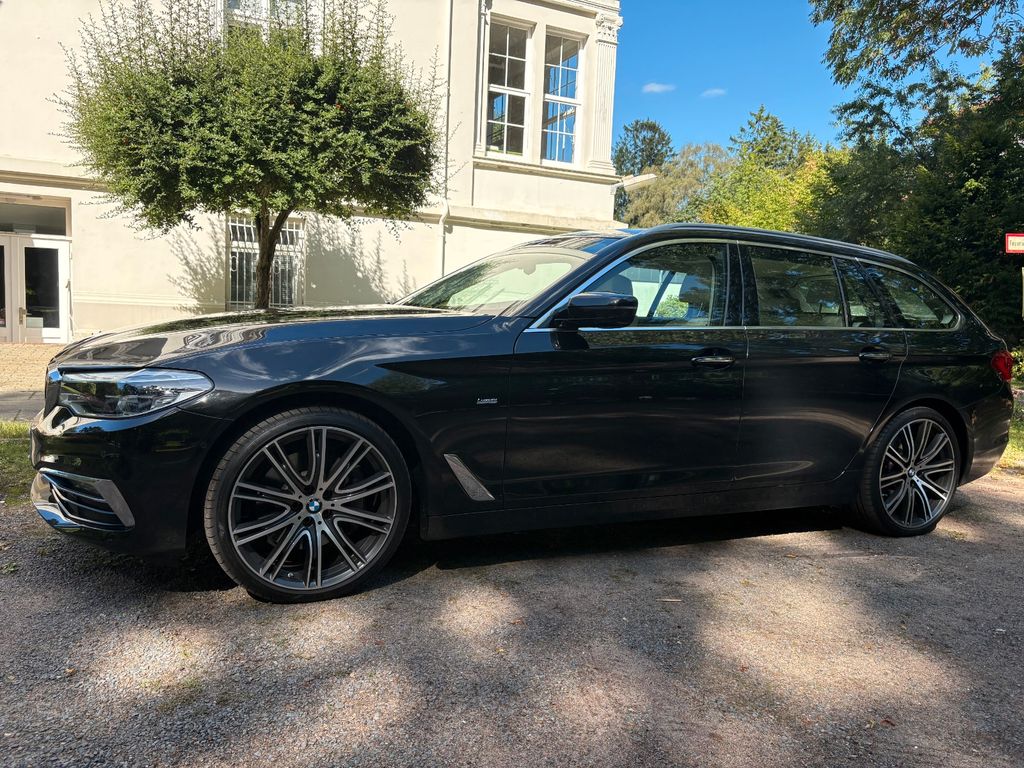 Image of BMW 530