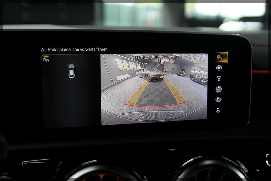 Mercedes-Benz CLA 220 AMG LIMO PDC / CAM / NAVI