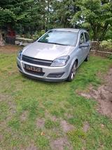 Opel Astra H Caravan mit frischen TÜV 08/ ... - Opel Astra mit Benzin-Antrieb: Kombi, Caravan F