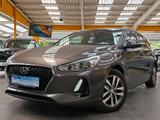 Hyundai i30 cw Family +*Automatik*SHZ*PDC+Kamera*Apple/A - Hyundai i30 Family