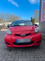 Toyota Aygo 2,Hand - Toyota Yaris mit Benzin-Antrieb: Sportwagen