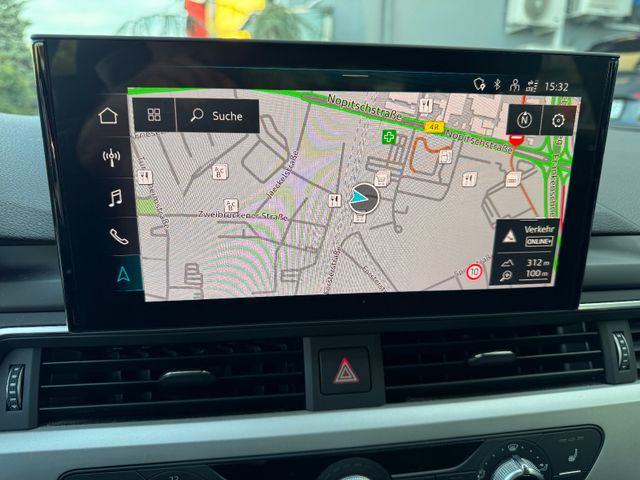 Audi A4 Avant 40 TDI quattro S line Audi A4 Avant 40 TDI quattro S line