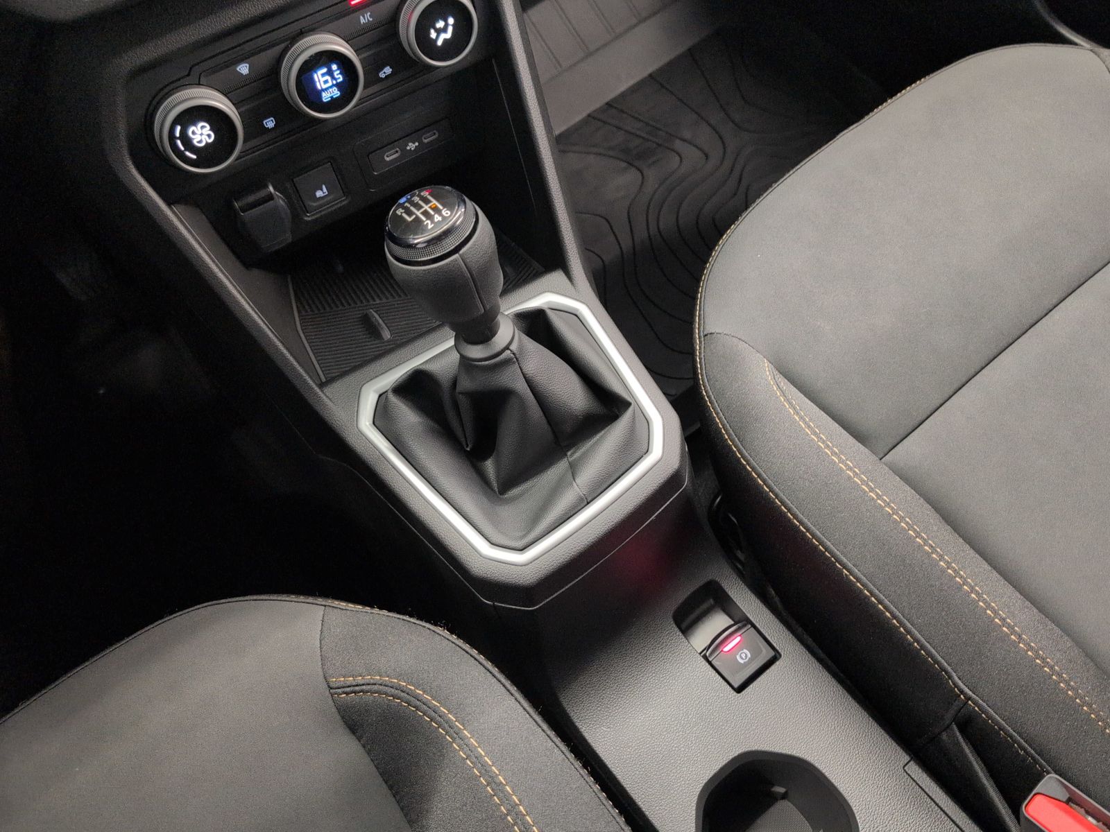 DACIA Sandero Stepway Extreme Eco-G 120 Benzin/Gas – Bild 20