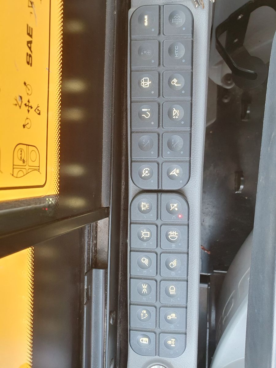 Fahrzeugabbildung JCB Hydradig 110W / Pratzen / nur 572h! / 2023