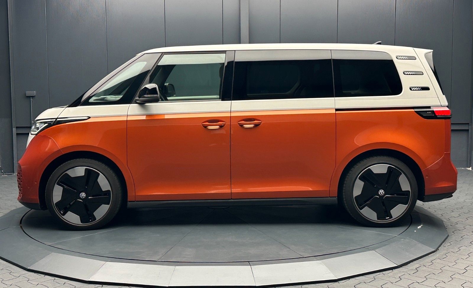 Volkswagen ID.Buzz Pro 21Zoll Design-Paket EasyOpen AHK foto 2