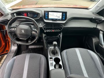 Peugeot 2008 PureTech 130 Allure | AHK - RCam - Navi