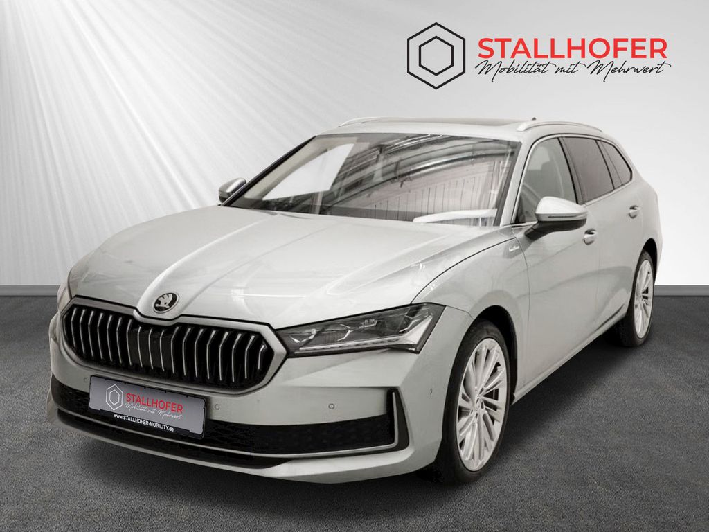 Skoda Superb Combi L&K PANO LuftLeder Travel AHK 360° Skoda Superb Combi L&K PANO LuftLeder Travel AHK 360°