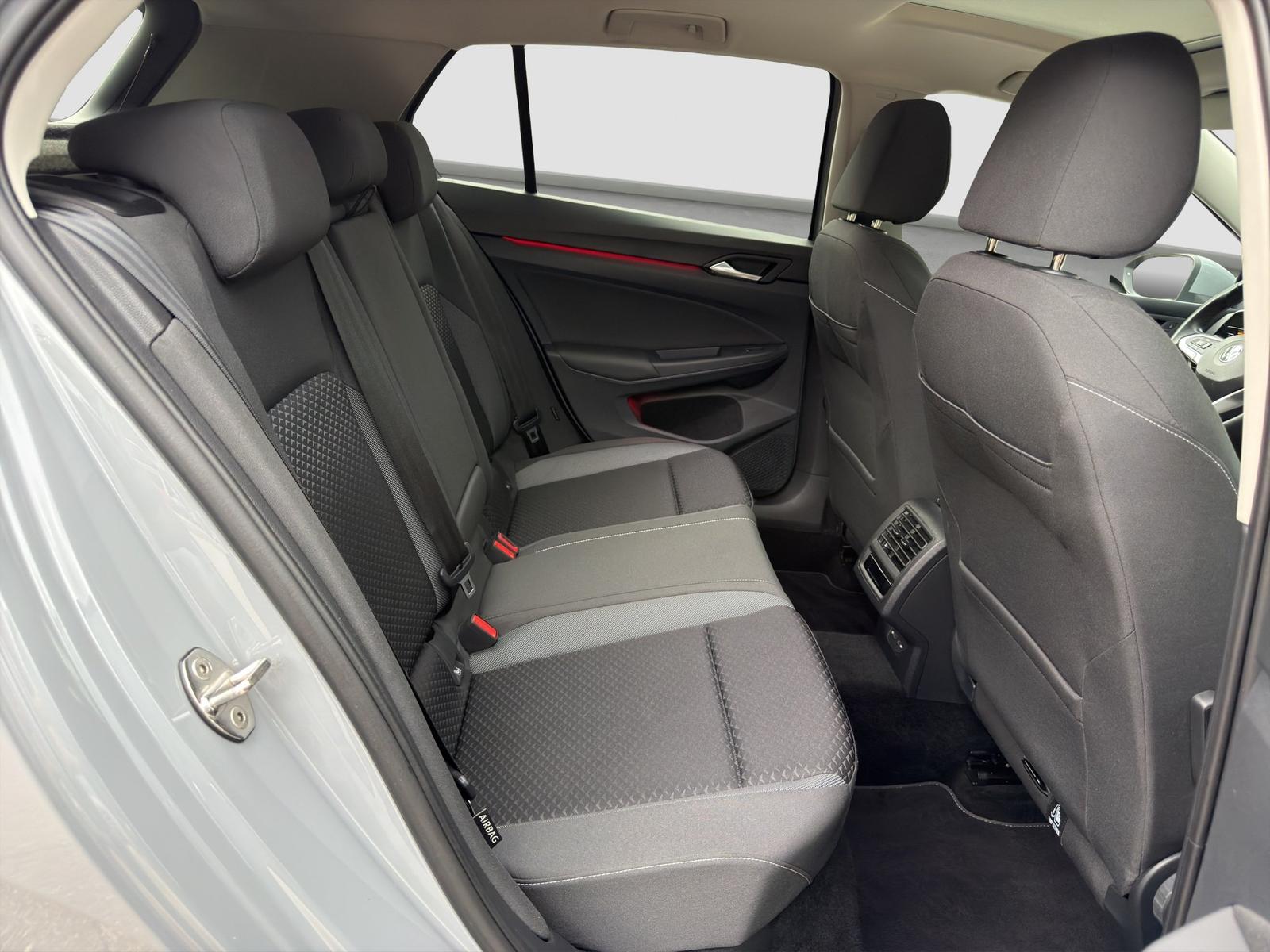 Volkswagen Golf VIII 2.0 TDI IQ-Light HUD Kam Keyl Navi AHK, миниатюра 16
