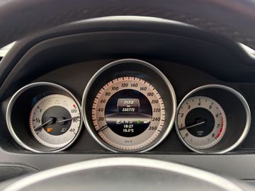 Mercedes C 250 - 11