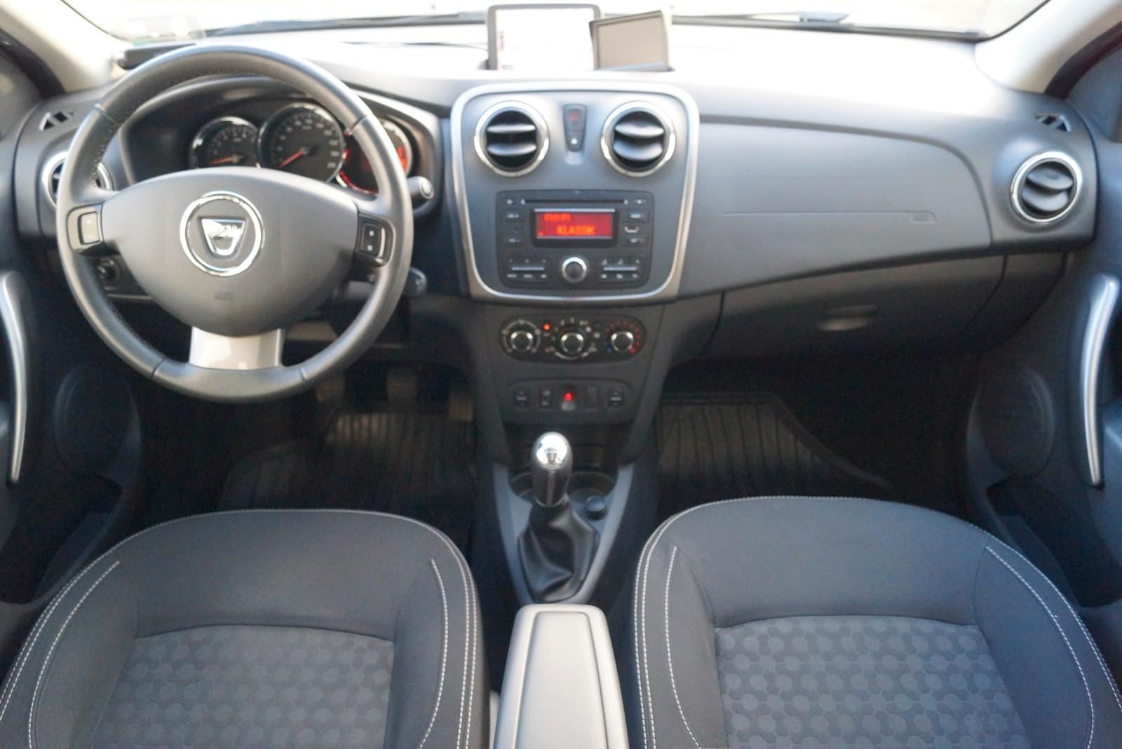 Dacia Logan 2015 — photo 12