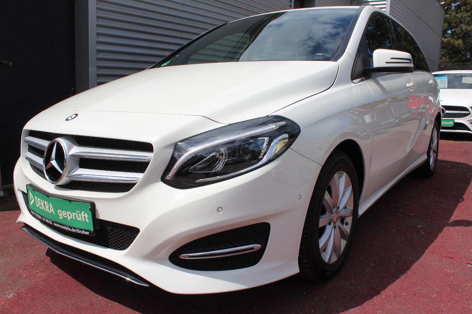 Mercedes-Benz B 180 STYLE KLIMA NAVI LED PDC ALU SITZHEIZUNG