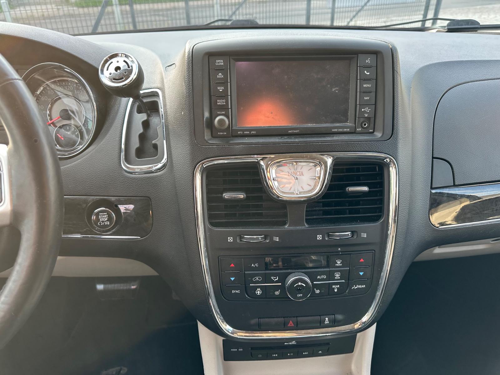 LANCIA VOYAGER 3.6 V6 283ch - PLATINUM - 7 PLACES - SIÈGES CHAUFFANTS - PORTES COULISSANTES ÉLECTRIQUES - CAMÉRA 360°