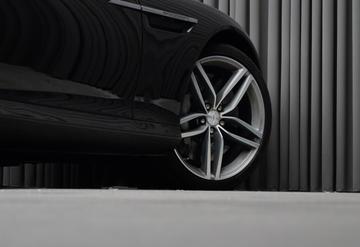 صورة مصغرة 18 لـ 2014 Aston Martin DB9