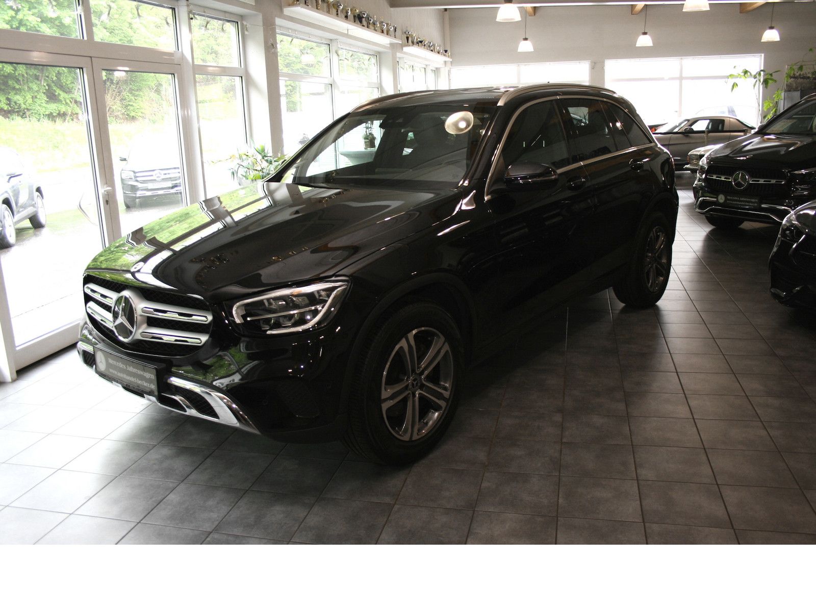 Fahrzeugabbildung Mercedes-Benz GLC 220 d 4M Offroad *Standheizung*LED*Memory