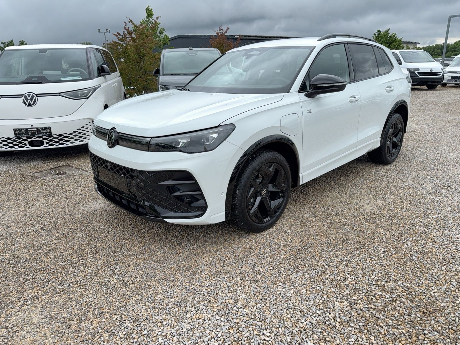 Volkswagen Tiguan R-Line eHybrid DSG AHK/CarPlay/Kamera/360 imagem 2