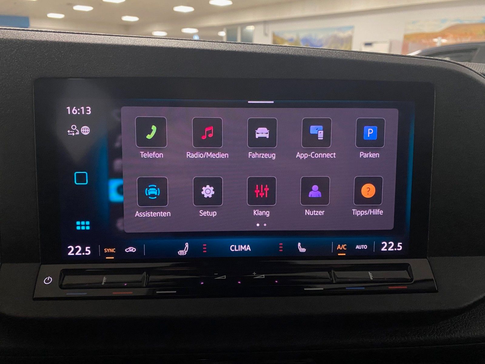 Fahrzeugabbildung Volkswagen Caddy 1.5 TSI DSG Edition+Garantie 2030++KAMERA+