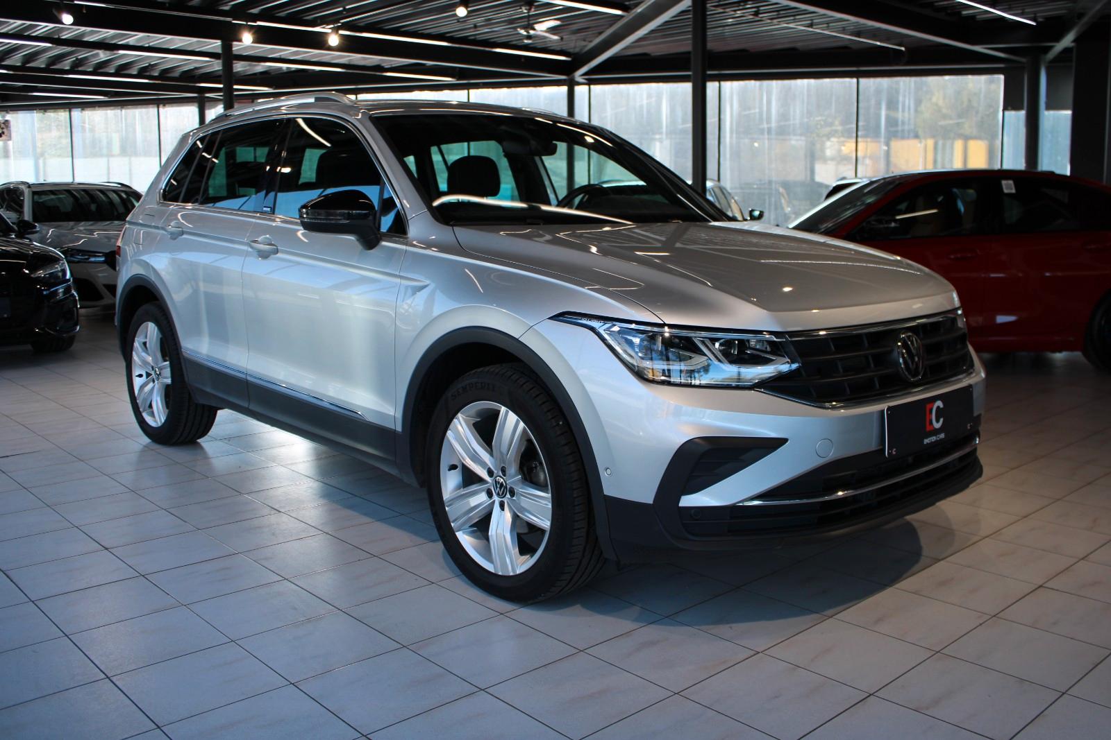 Volkswagen Tiguan 2,0 TDi DSG 4MOTION Move IQ.Light/ACC/HUD