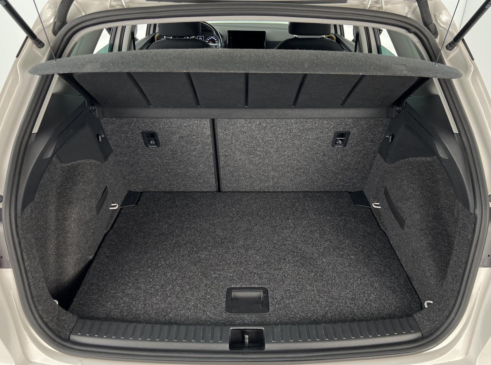 SEAT Arona Style 1.0 TSI 81 KW Paket M Infotain Winte, миниатюра 14