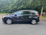 Peugeot 5008 2.0 Platinum HDi FAP 150 Platinum - Peugeot 5008: Platinum