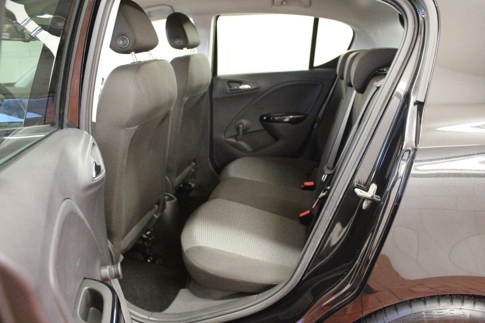 Fahrzeugabbildung Opel Corsa E 1.4 Active Winterpaket*AHK