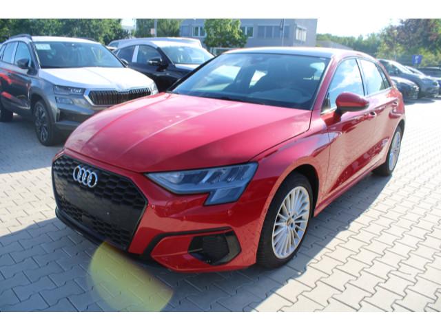 Audi A3 Sportback 35 TFSI advanced AHK/Pano/Einparkhi
