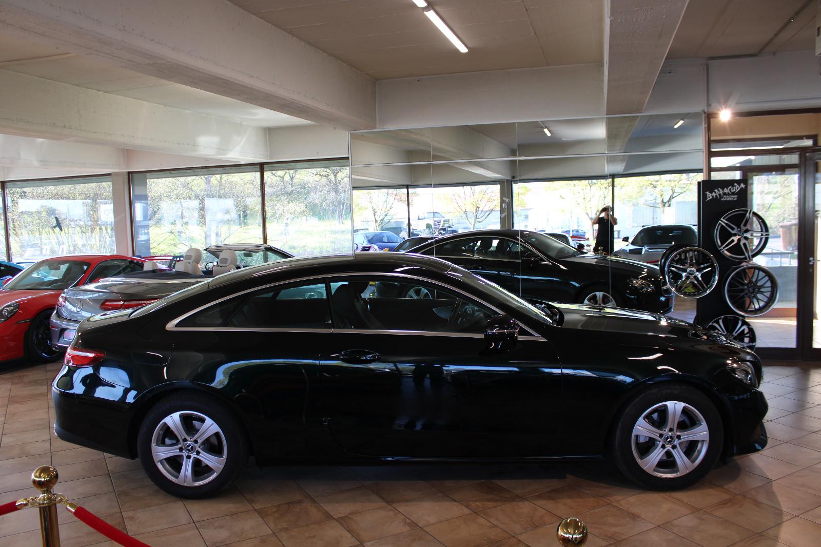 Mercedes-Benz E 200 Coupe *Sonderlack+2. Hand+Top*