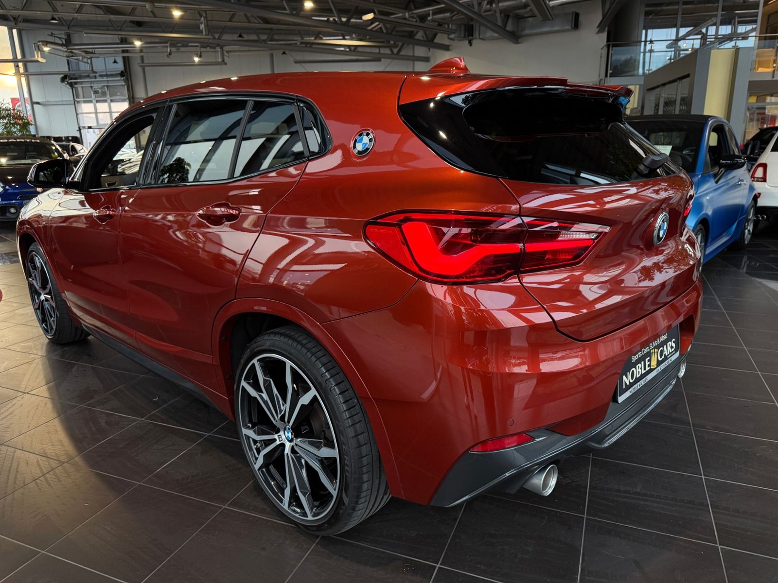Fahrzeugabbildung BMW X2 xDrive 18 d M Sport AHK LED NAVI 20"