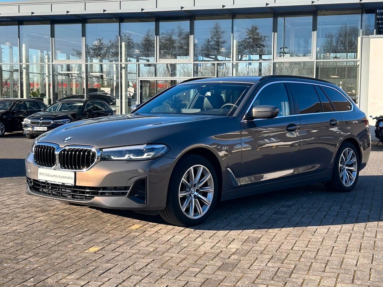 BMW 520i Aut. Touring / Leder / Standheizung / AHK