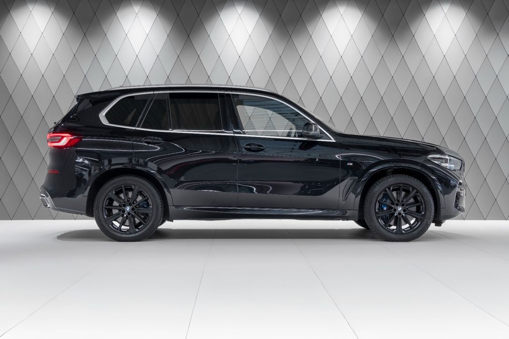 X5 xDrive40d BLACK/BLACK PANORAMIC M PACKAGE - Bild 3