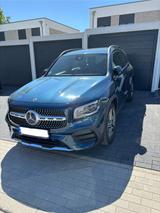 Mercedes-Benz GLB 250 4MATIC AMG Line - blaue Mercedes-Benz GLB 250