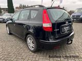 Hyundai i30 1.6 CRDi DPF +2.HAND+AHK+SHZ+KLIMA+ - gebrauchte Hyundai i30 aus dem Jahr 2012