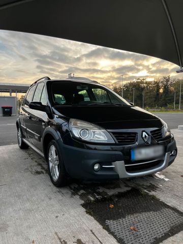 Renault Grand Scenic noch angemeldet