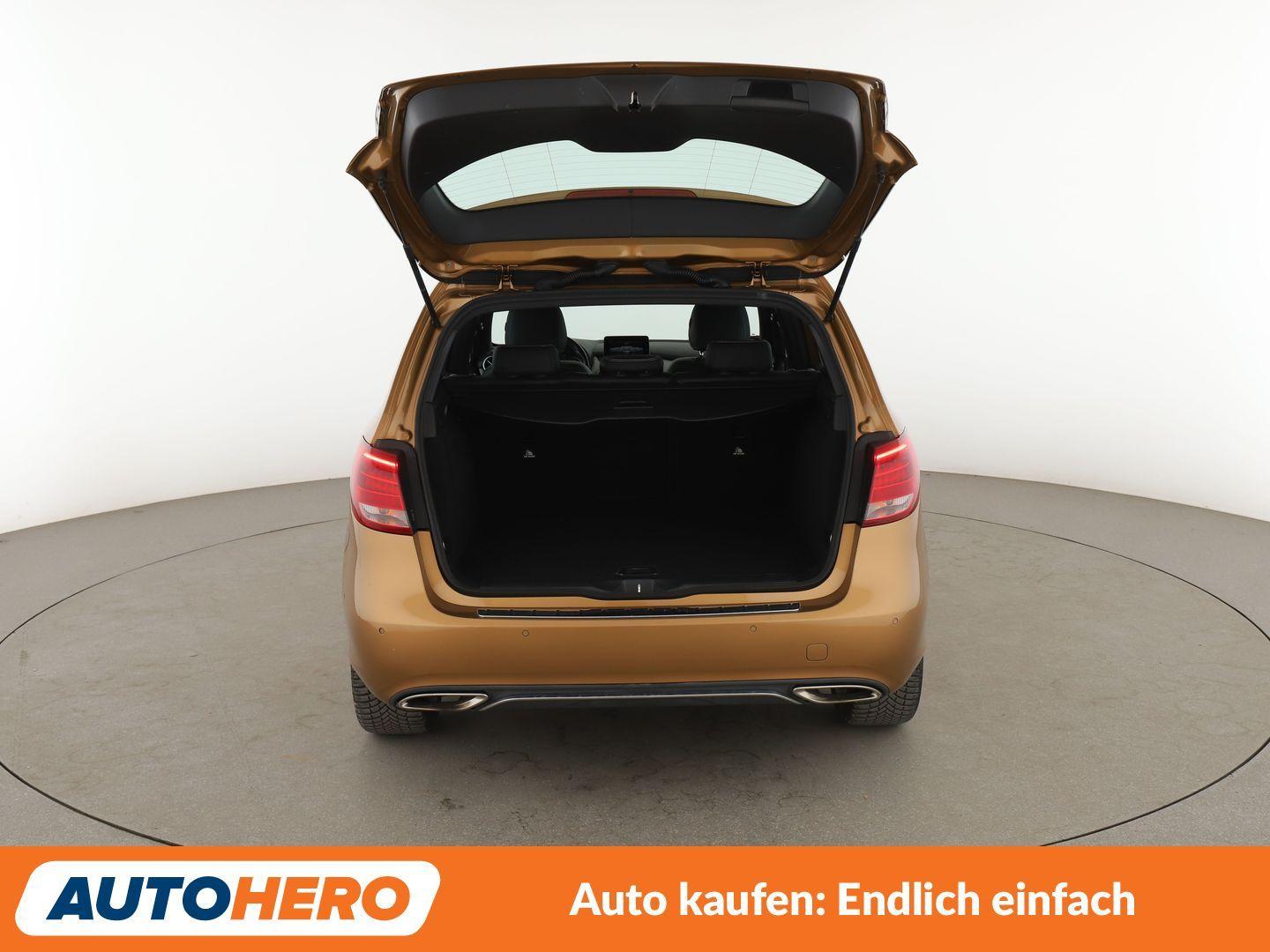 Mercedes-Benz B 180 Urban Aut.*NAVI*TEMPO*PDC*CAM*SHZ*KLIMA*