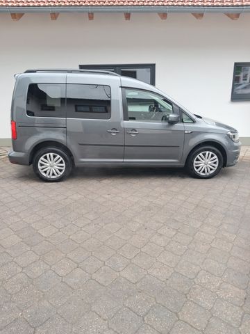 Volkswagen Caddy PKW Trendline BMT