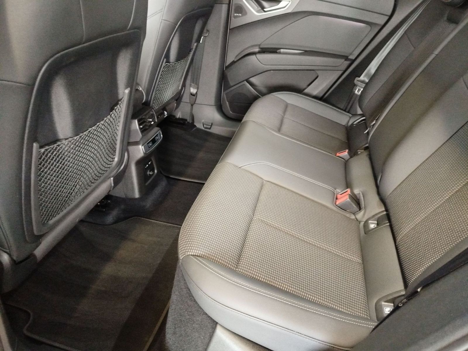 Audi Q4 e-tron - Bild 13