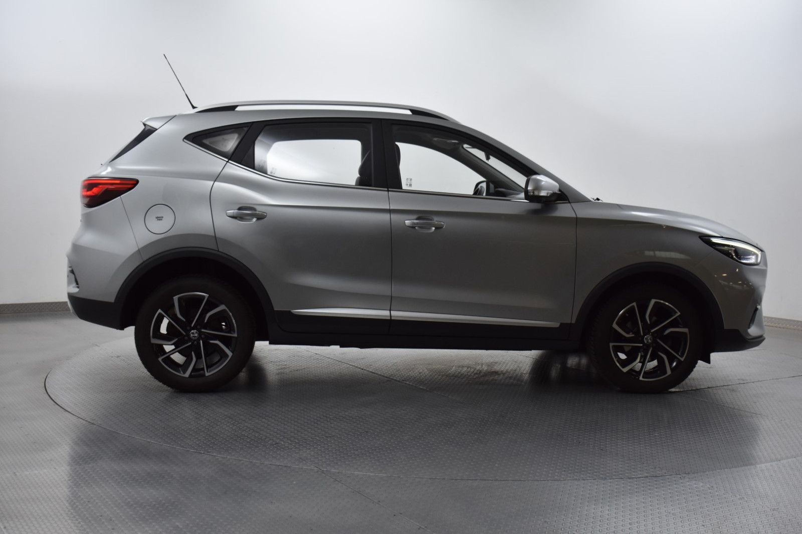 MG ZS 1.0 Aut. Comf NAVI+LEDER+LED+SHZ+DAB+360° - Image 2