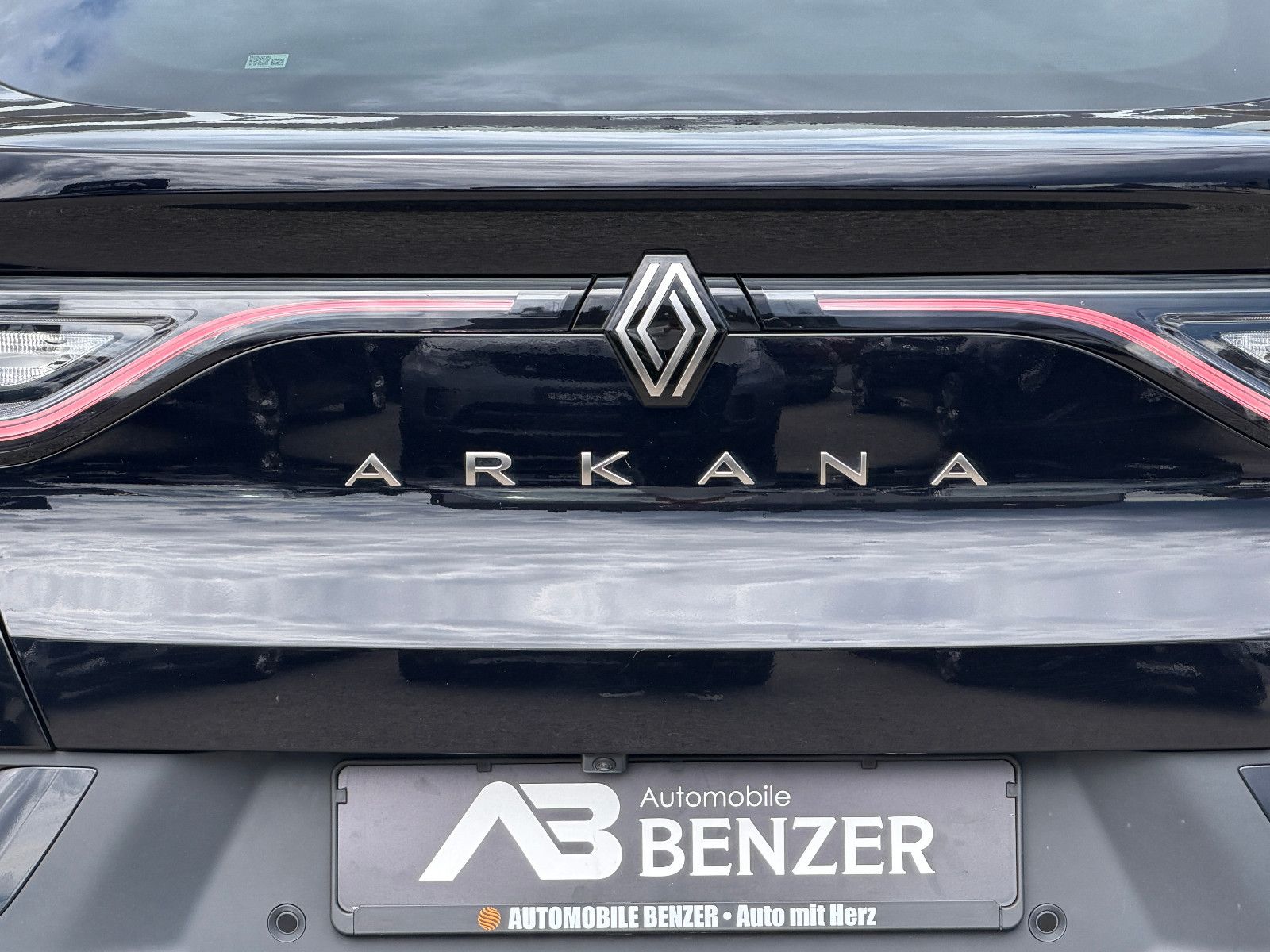 Fahrzeugabbildung Renault Arkana Techno/KAMERA/AMBIENTE/KAMERA/LEDER/ACC