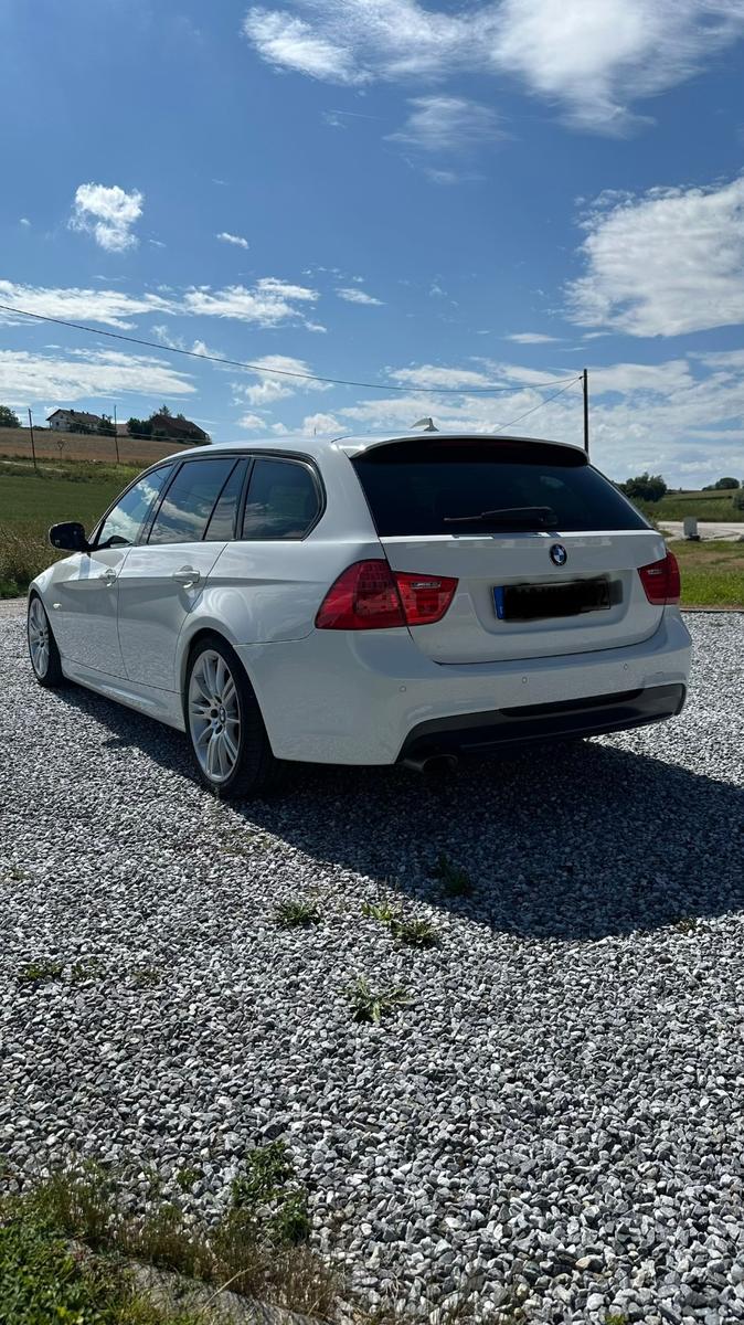 BMW 320 2011 — engine 1.995 cm³, 184 HP (135kW)