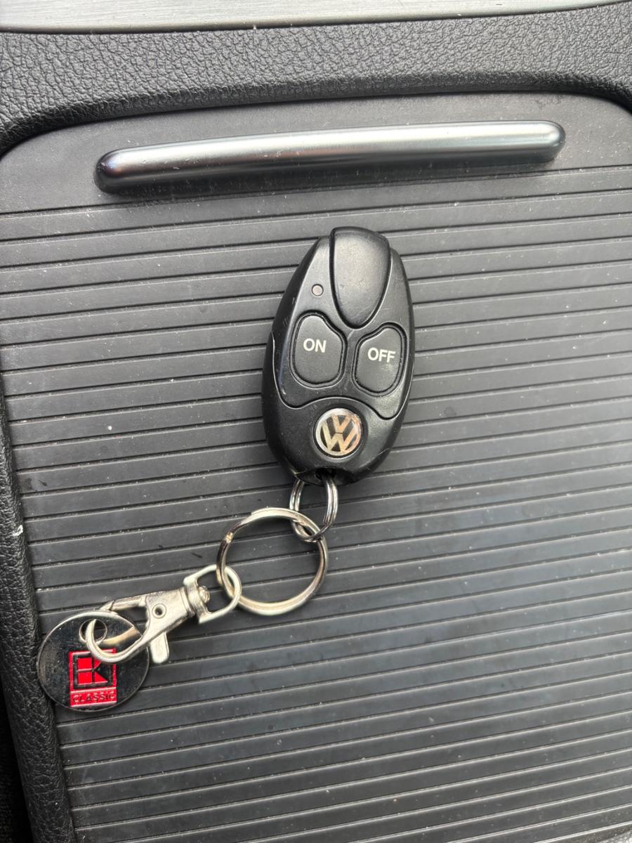 Volkswagen Passat 2011 — photo 13