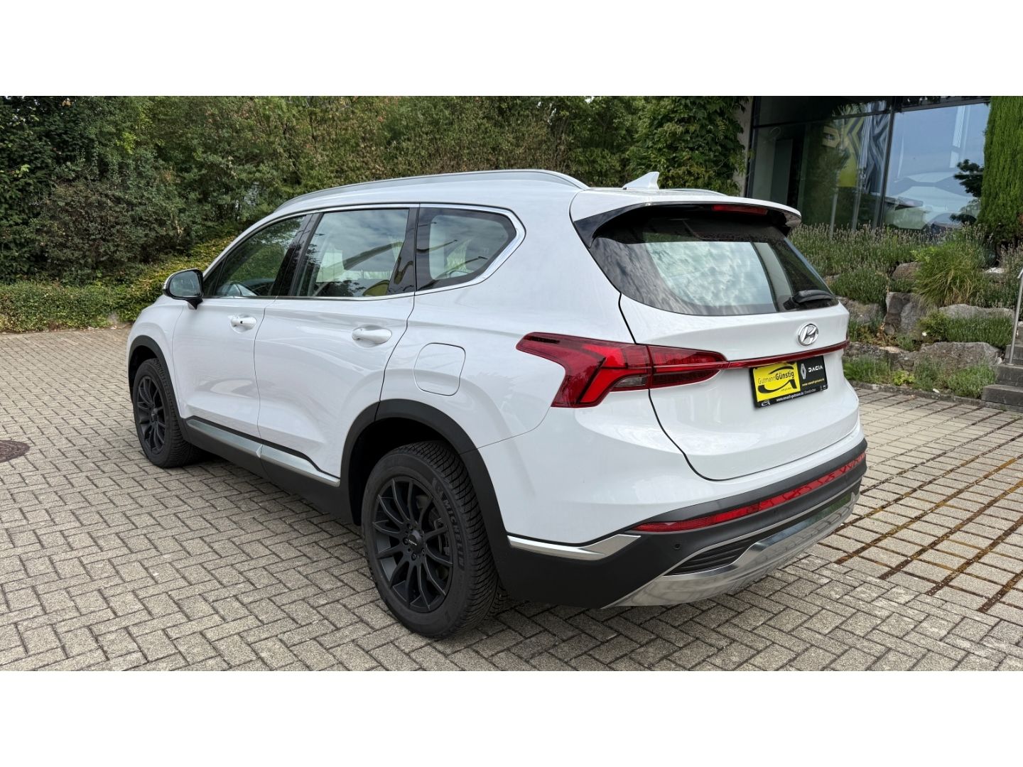 Fahrzeugabbildung Hyundai SANTA FE Trend 4WD LEDER El. PANODACH NAVI LED A