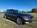 BMW 318i Touring Advantage