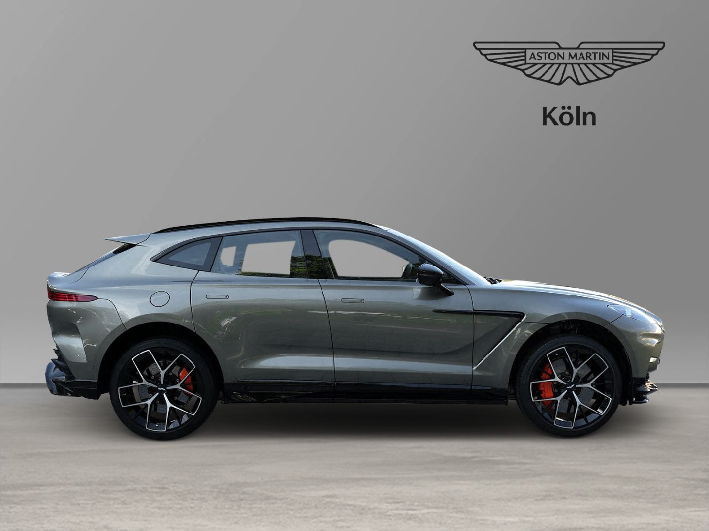 Aston Martin DBX 707 Titanium Grey / Onyx Black foto 3