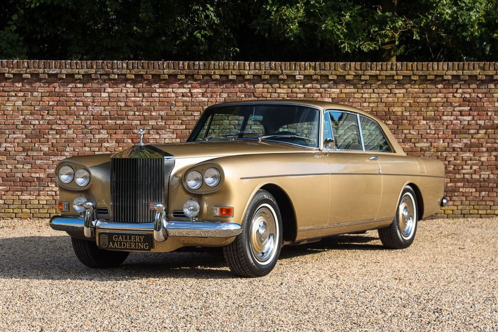 Rolls-Royce Silver Cloud