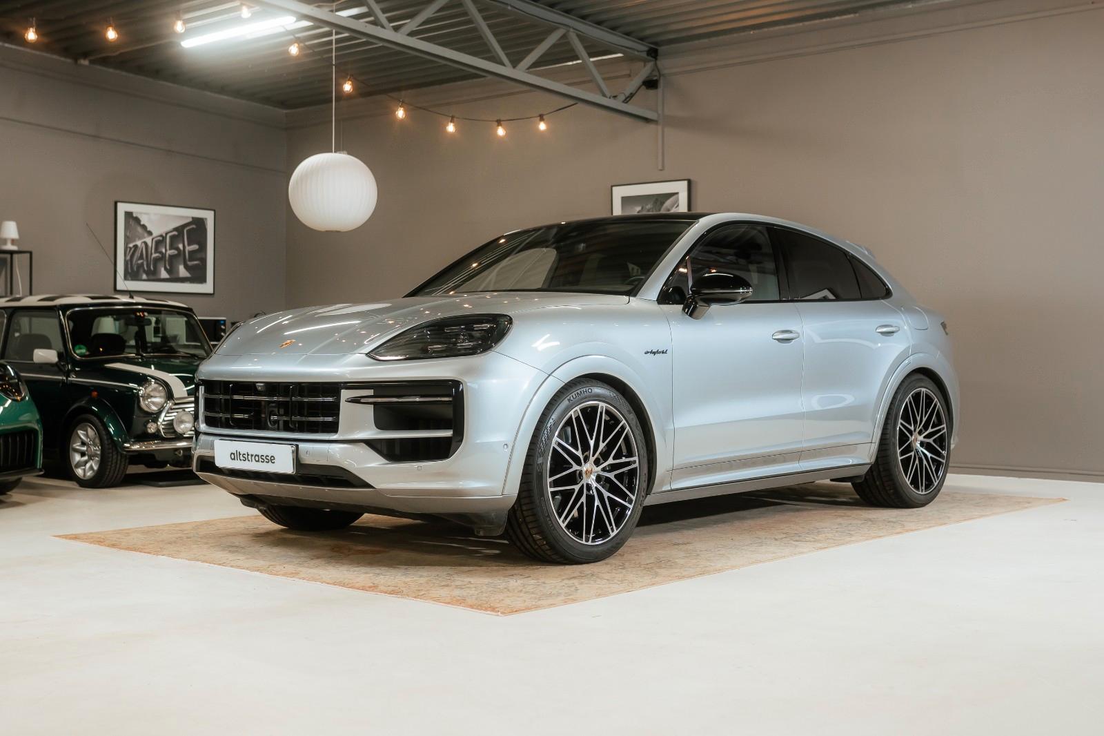 Porsche Cayenne Coupe E-Hybrid Sport-Design Pack 2024