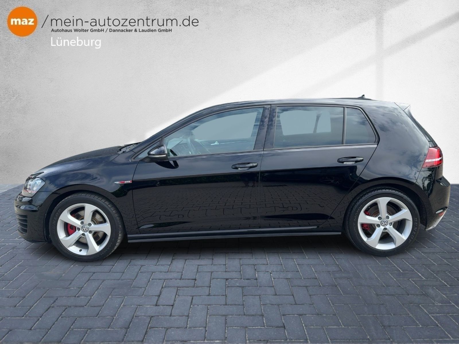 Fahrzeugabbildung Volkswagen Golf VII GTI 2.0 TSI Alu Bi-Xenon Navi Sitzh. PD