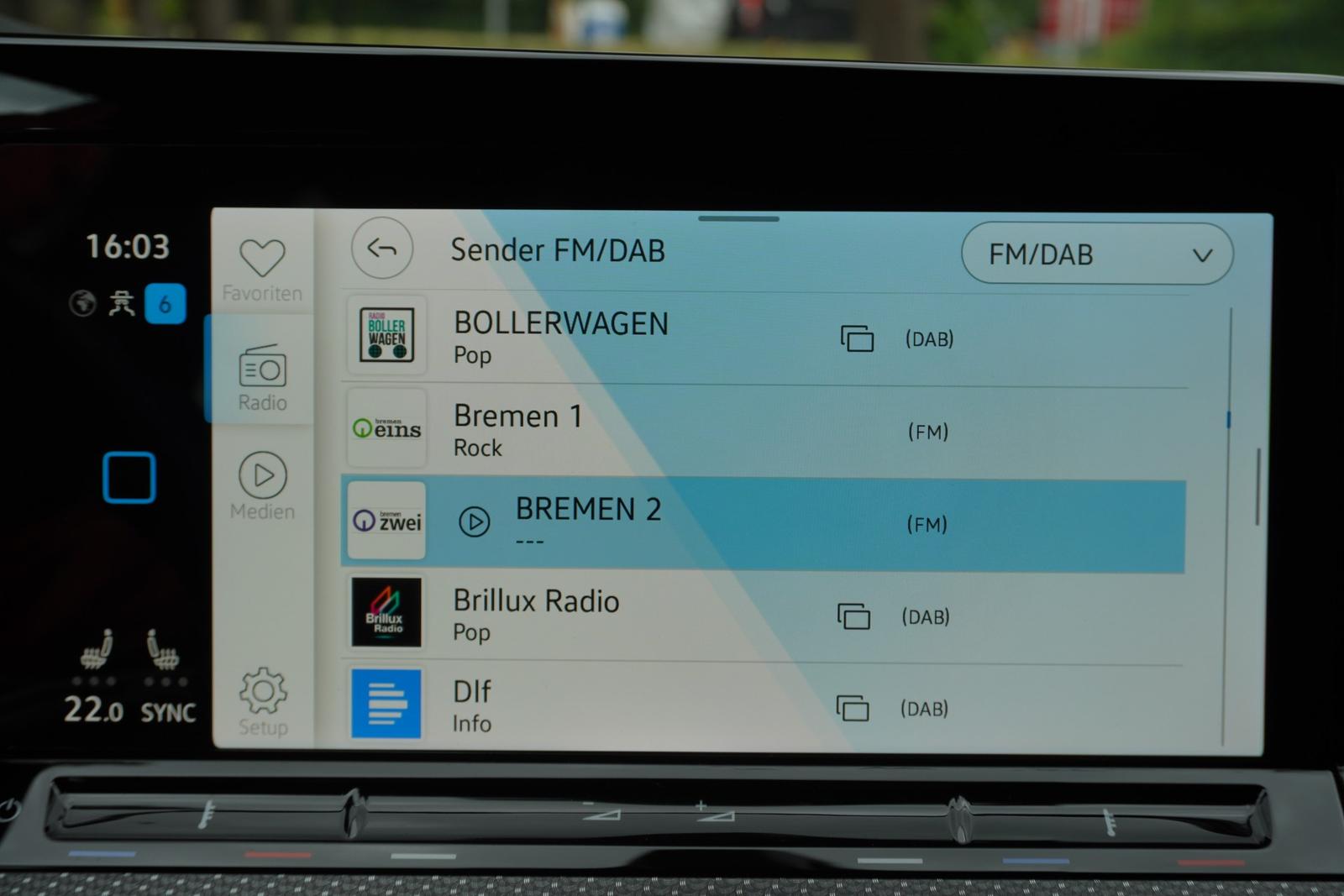 Volkswagen Golf VIII Variant R-Line eTSI DSG Panorama, миниатюра 24