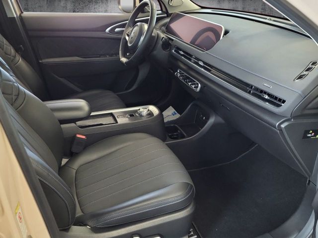 03 Elektro 126 kW 300 Pro (Batterie 48 kW