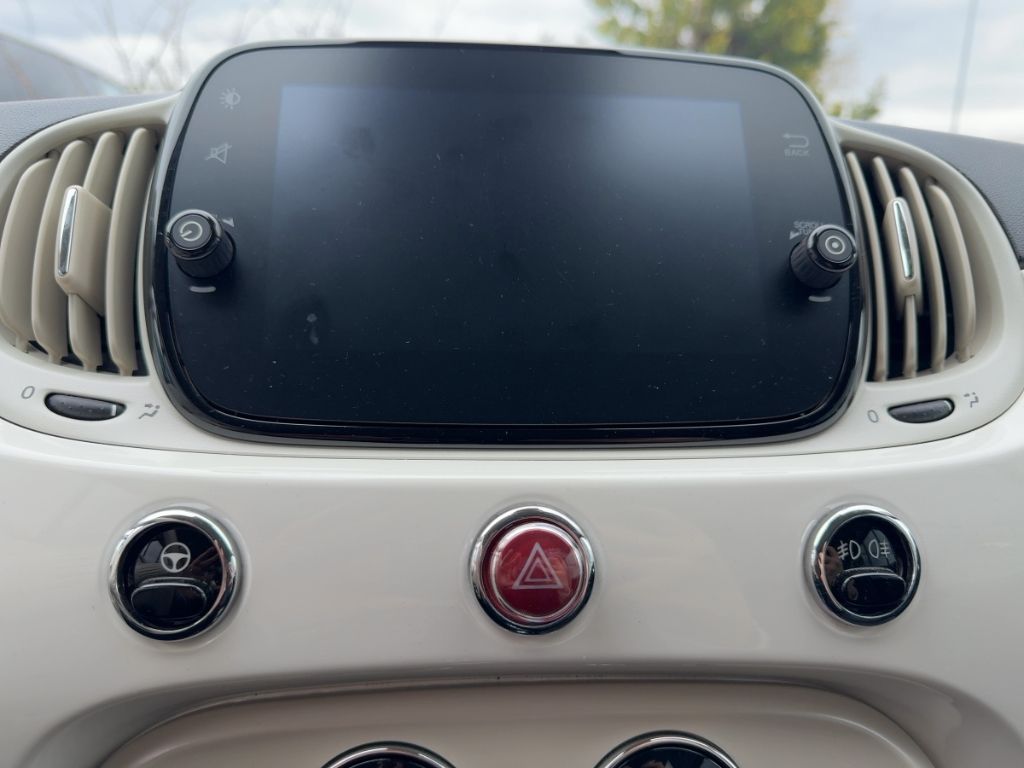 Fahrzeugabbildung Fiat 500 Dolcevita Cabrio